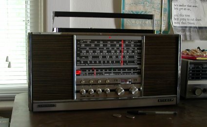 grundig stereo concert-boy transistor 4000 radio